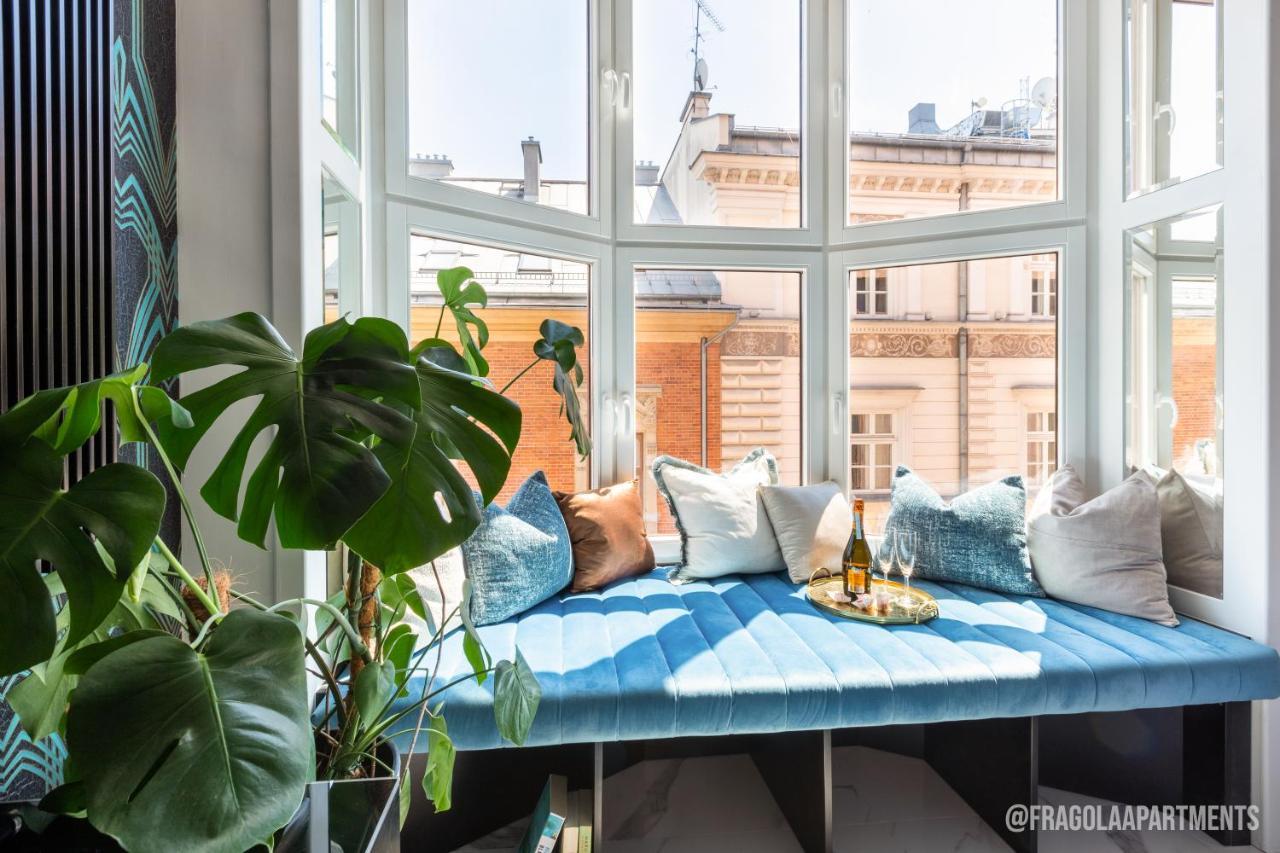 Feniks Fragola Apartments Main Square Krakow Luaran gambar