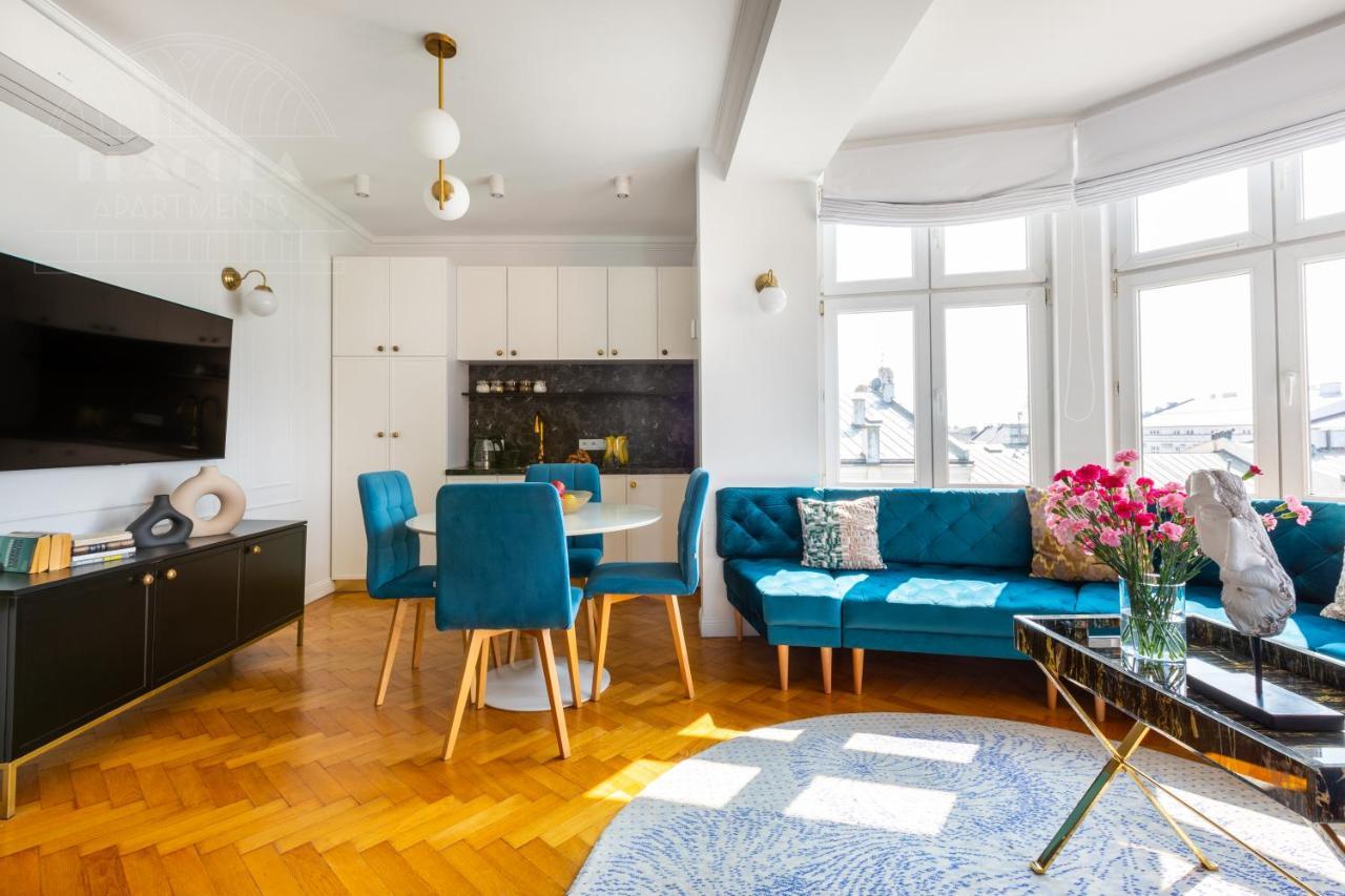 Feniks Fragola Apartments Main Square Krakow Luaran gambar