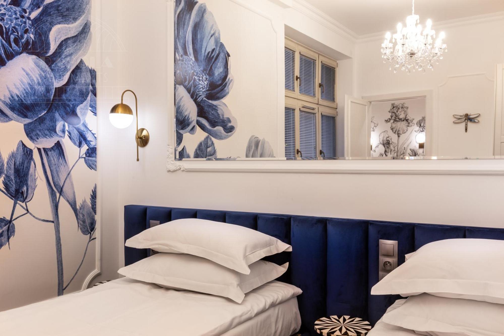 Feniks Fragola Apartments Main Square Krakow Luaran gambar